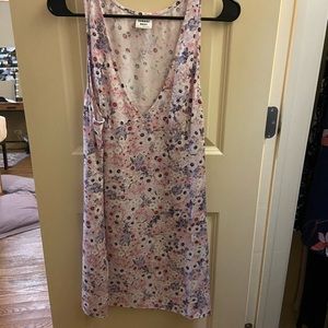Aritzia Sunday Best Theo Dress